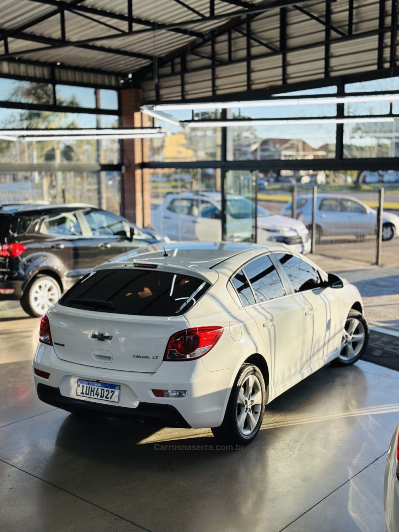 CRUZE 1.8 LT SPORT6 16V FLEX 4P AUTOMÁTICO - 2013 - CANELA