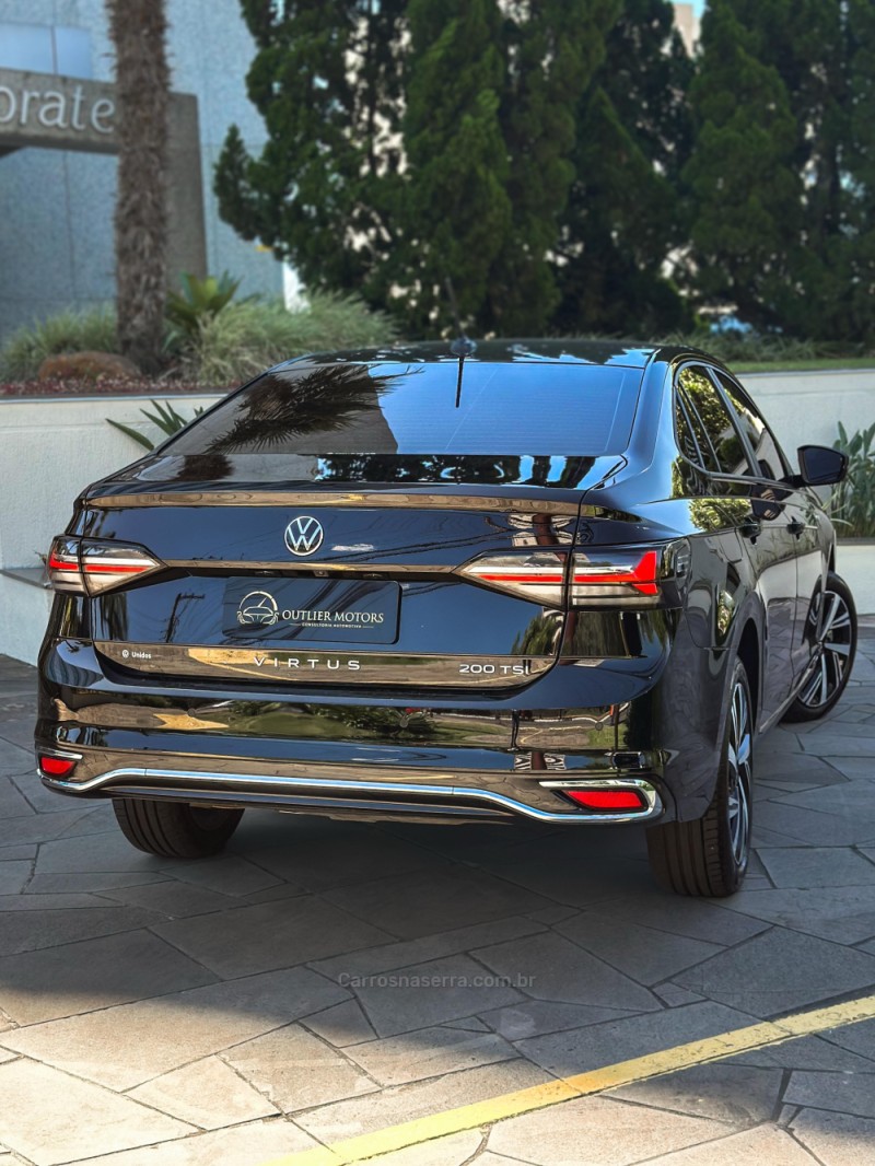 VIRTUS 1.0 200 TSI HIGHLINE AUTOMÁTICO - 2024 - NOVO HAMBURGO