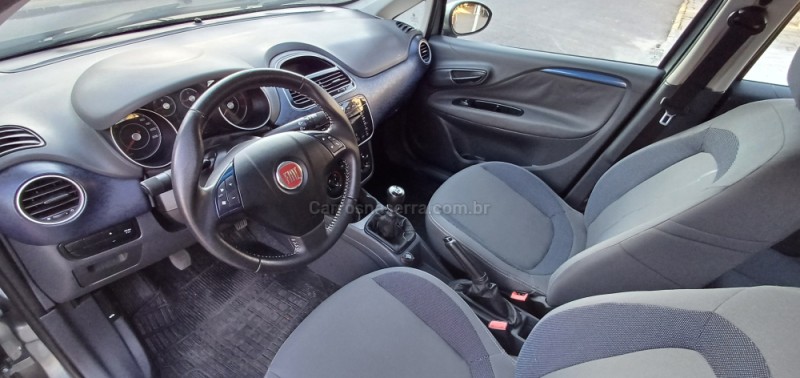 PUNTO 1.4 ATTRACTIVE 8V FLEX 4P MANUAL - 2013 - FARROUPILHA
