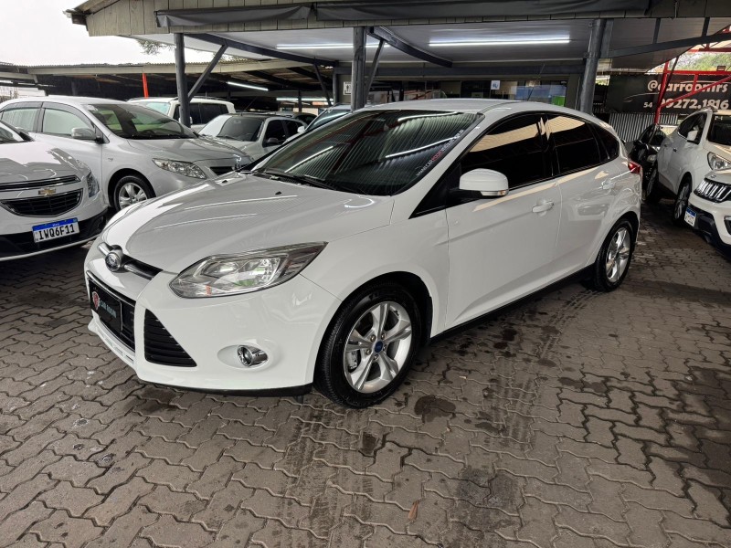 focus 1.6 se 16v flex 4p automatico 2015 caxias do sul