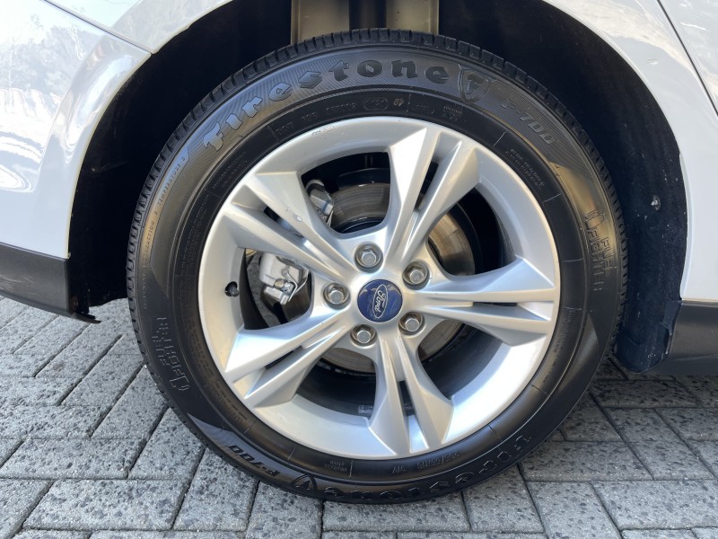 FOCUS 1.6 SE 16V FLEX 4P AUTOMÁTICO - 2015 - CAXIAS DO SUL