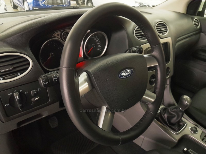 FOCUS 1.6 GLX 16V FLEX 4P MANUAL - 2013 - CAXIAS DO SUL