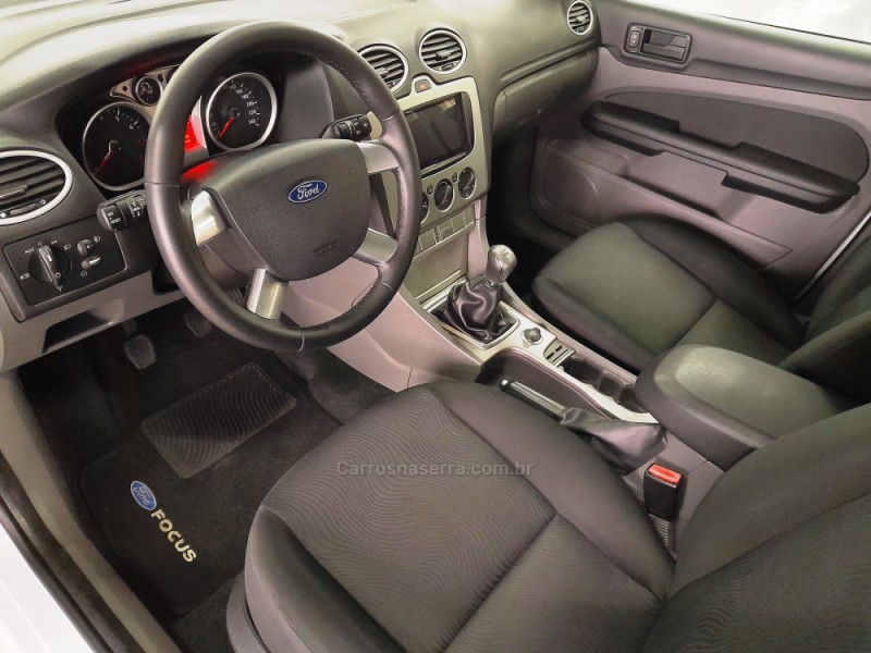 FOCUS 1.6 GLX 16V FLEX 4P MANUAL - 2013 - CAXIAS DO SUL