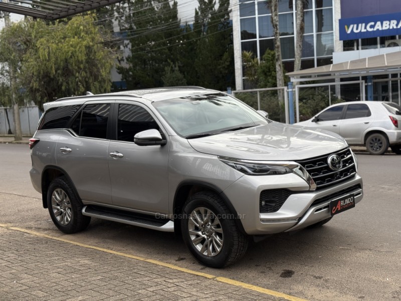 hilux sw4 2.8 srx 4x4 7 lugares 16v turbo intercooler diesel 4p automatico 2022 parobe