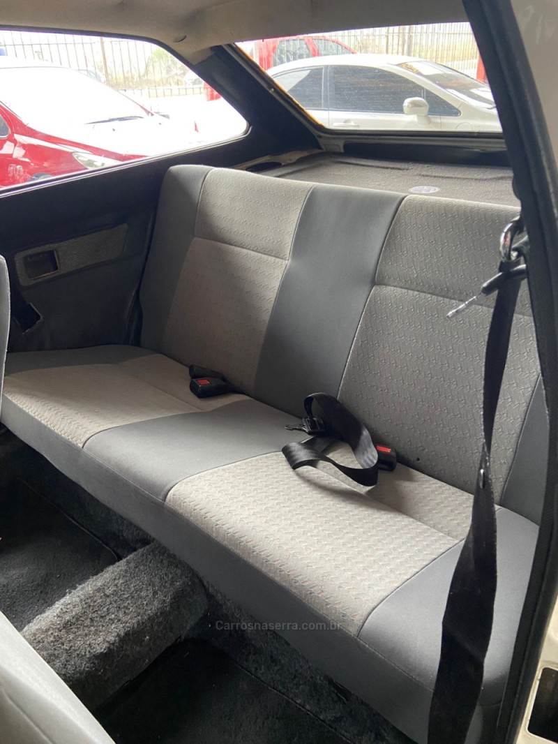 GOL 1.6 GL 8V GASOLINA 2P MANUAL - 1988 - CAXIAS DO SUL