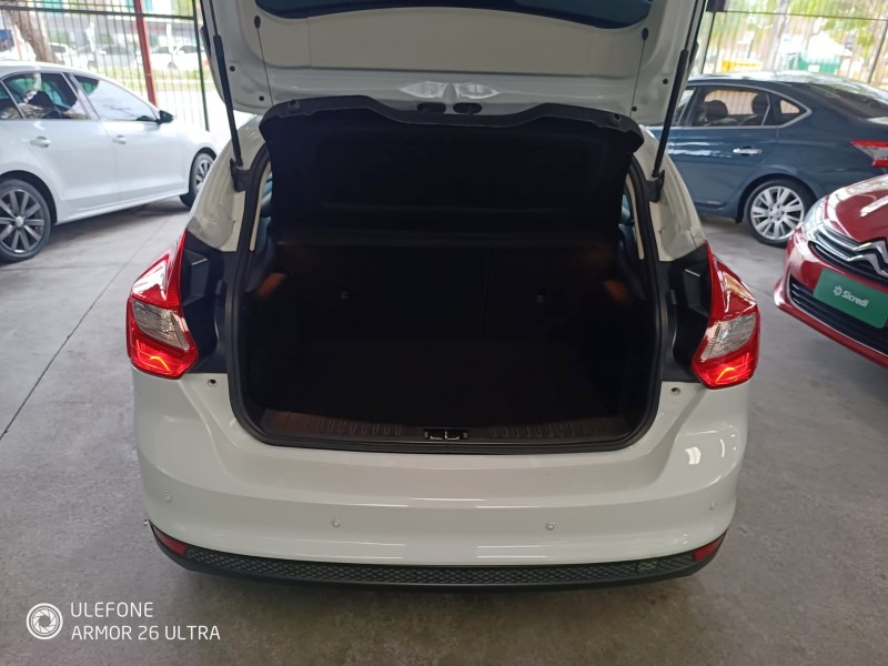 FOCUS 1.6 S HATCH 16V FLEX 4P AUTOMÁTICO - 2014 - CAXIAS DO SUL