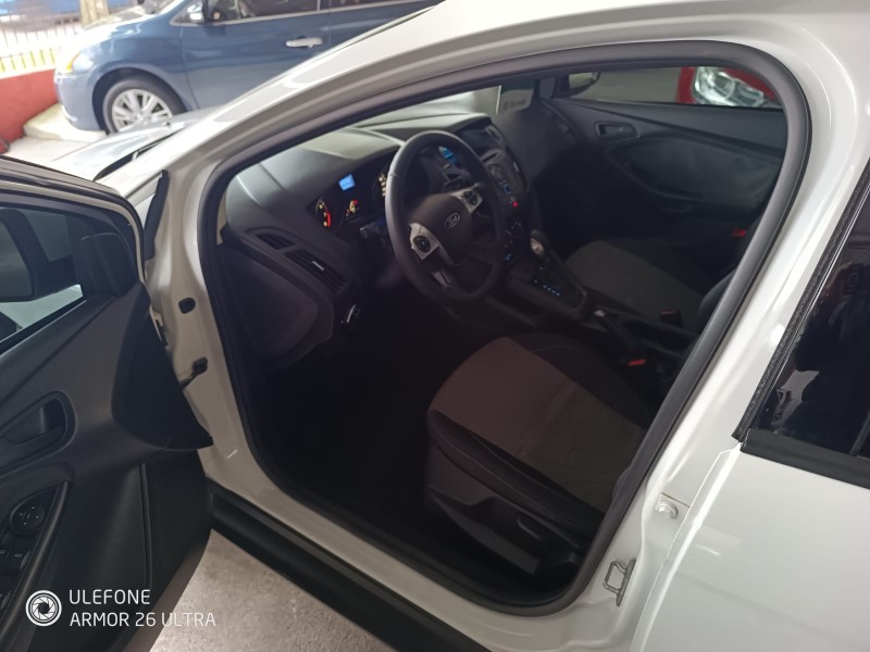 FOCUS 1.6 S HATCH 16V FLEX 4P AUTOMÁTICO - 2014 - CAXIAS DO SUL