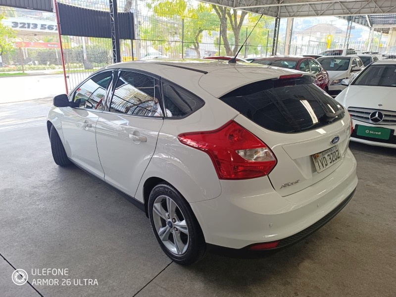 FOCUS 1.6 S HATCH 16V FLEX 4P AUTOMÁTICO - 2014 - CAXIAS DO SUL