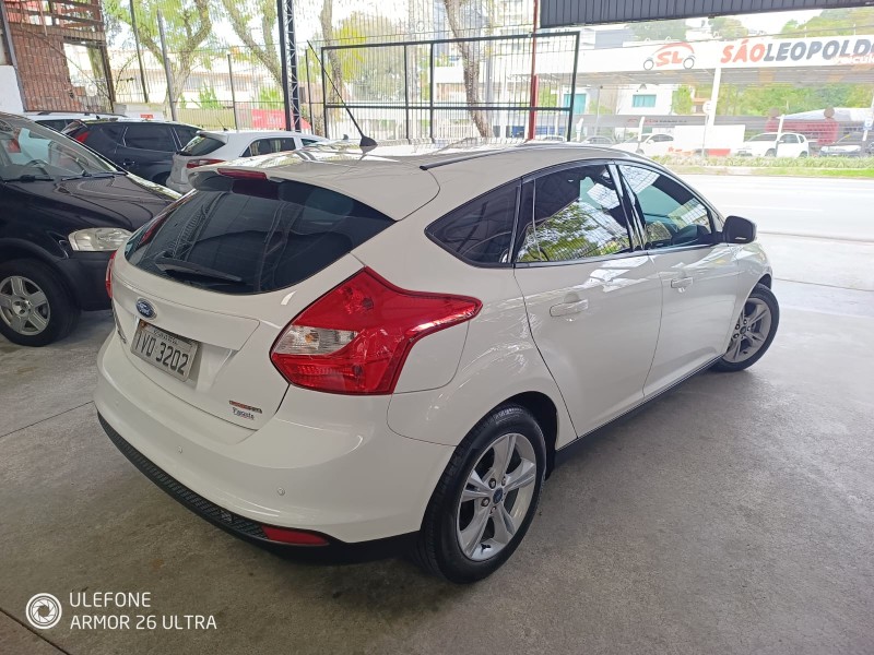 FOCUS 1.6 S HATCH 16V FLEX 4P AUTOMÁTICO - 2014 - CAXIAS DO SUL