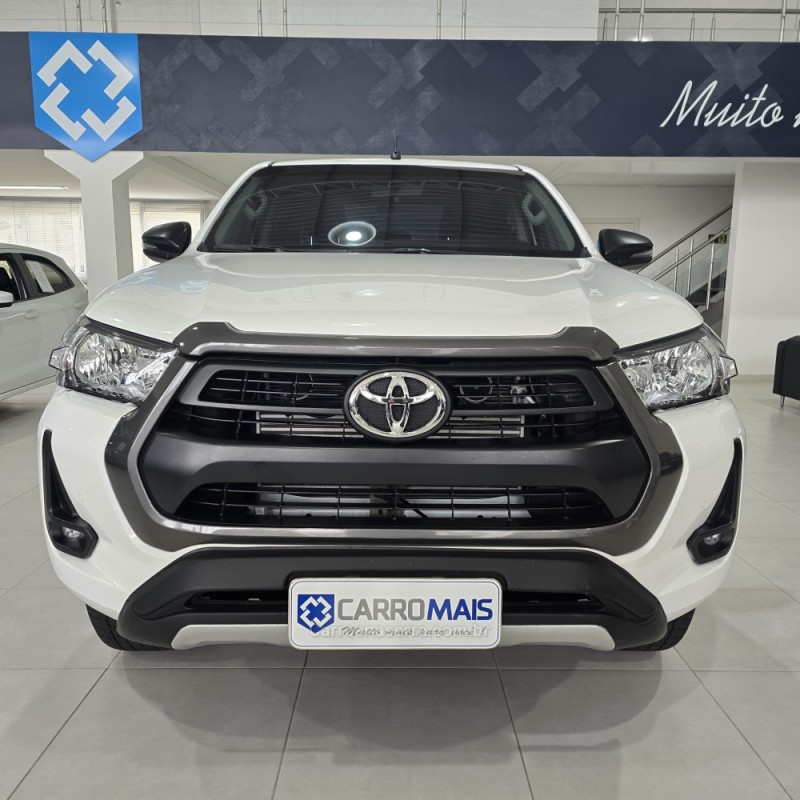 HILUX 2.8 SR 4X4 CD 16V DIESEL 4P AUTOMÁTICO - 2024 - SANTA CRUZ DO SUL