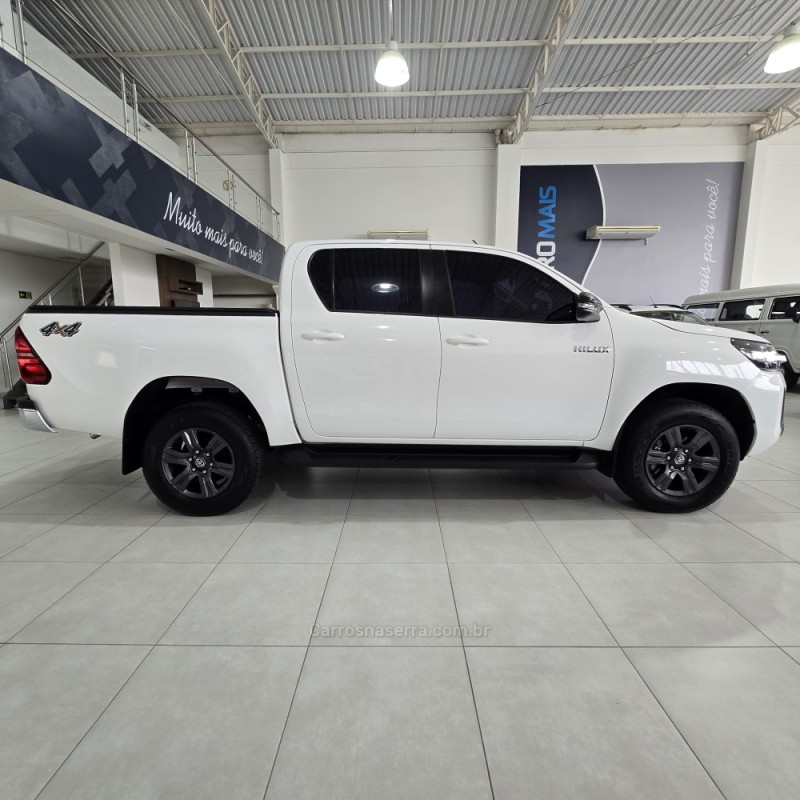 HILUX 2.8 SR 4X4 CD 16V DIESEL 4P AUTOMÁTICO - 2024 - SANTA CRUZ DO SUL