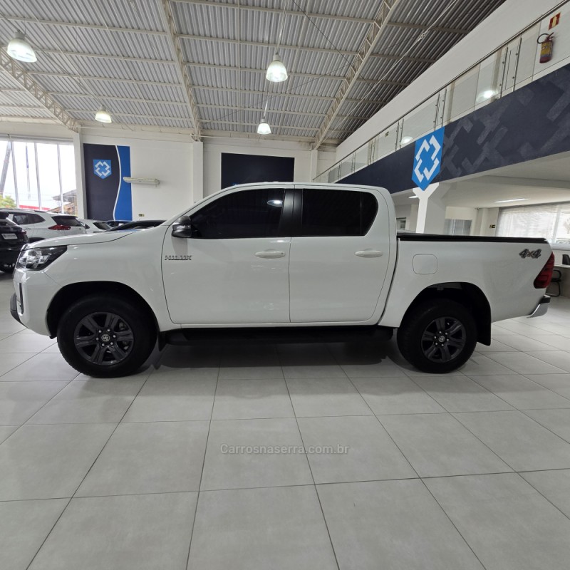 HILUX 2.8 SR 4X4 CD 16V DIESEL 4P AUTOMÁTICO - 2024 - SANTA CRUZ DO SUL