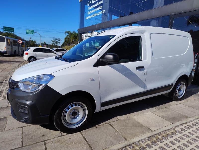 KANGOO 1.6 EXPRESSION 16V FLEX 4P MANUAL - 2025 - CAXIAS DO SUL