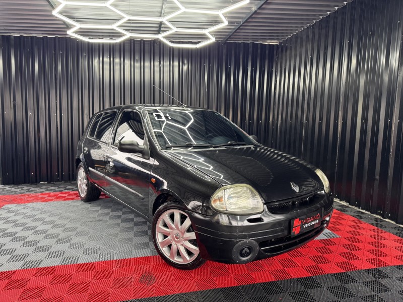 CLIO 1.0 RN 8V GASOLINA 4P MANUAL - 2001 - CAXIAS DO SUL