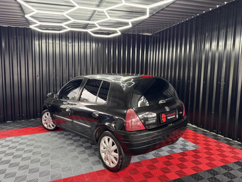 CLIO 1.0 RN 8V GASOLINA 4P MANUAL - 2001 - CAXIAS DO SUL