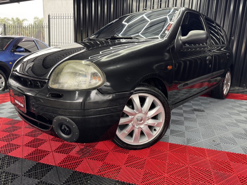 CLIO 1.0 RN 8V GASOLINA 4P MANUAL - 2001 - CAXIAS DO SUL