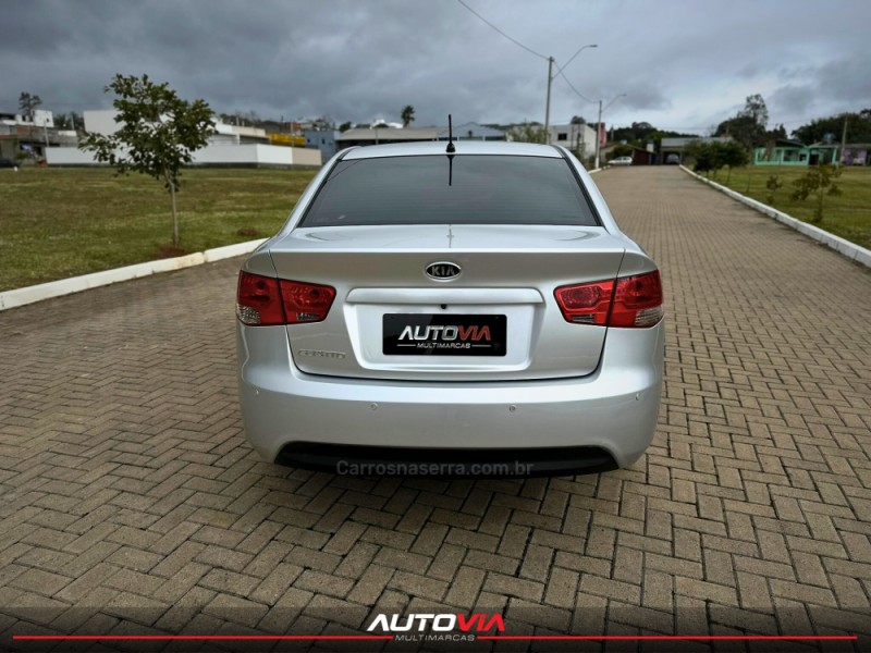 CERATO 1.6 EX3 SEDAN 16V GASOLINA 4P AUTOMÁTICO - 2012 - SAPIRANGA