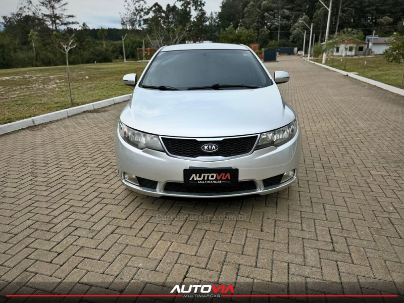 CERATO 1.6 EX3 SEDAN 16V GASOLINA 4P AUTOMÁTICO - 2012 - SAPIRANGA