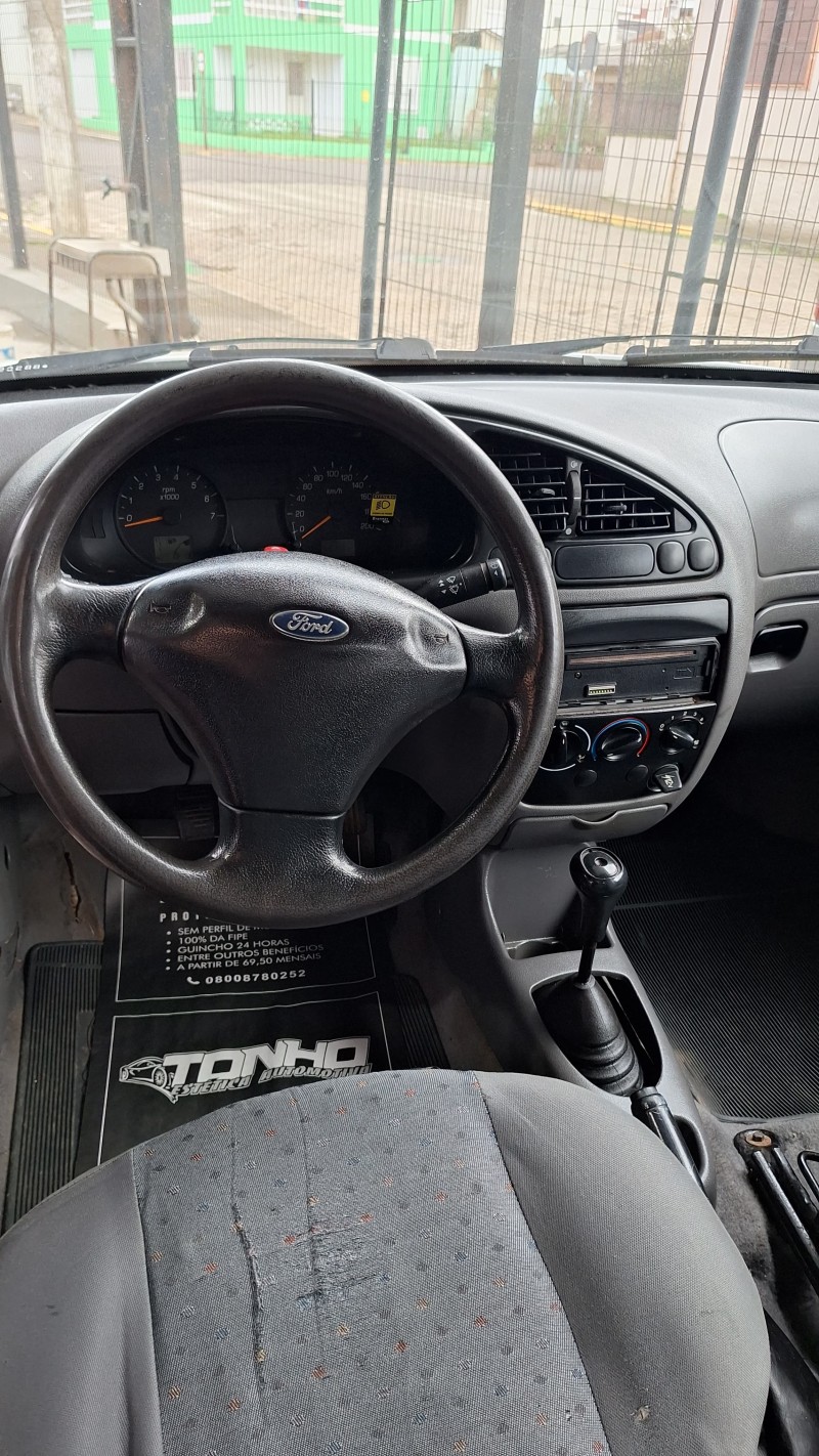 COURIER 1.6 L 8V FLEX MANUAL - 2010 - ESTRELA