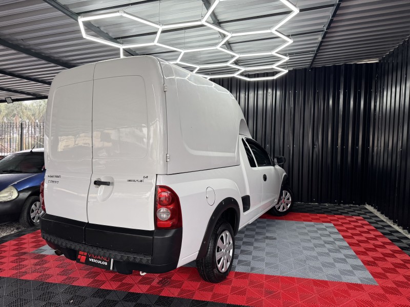 MONTANA 1.4 MPFI COMBO FURGÃO 8V ECONO FLEX 2P MANUAL - 2010 - CAXIAS DO SUL