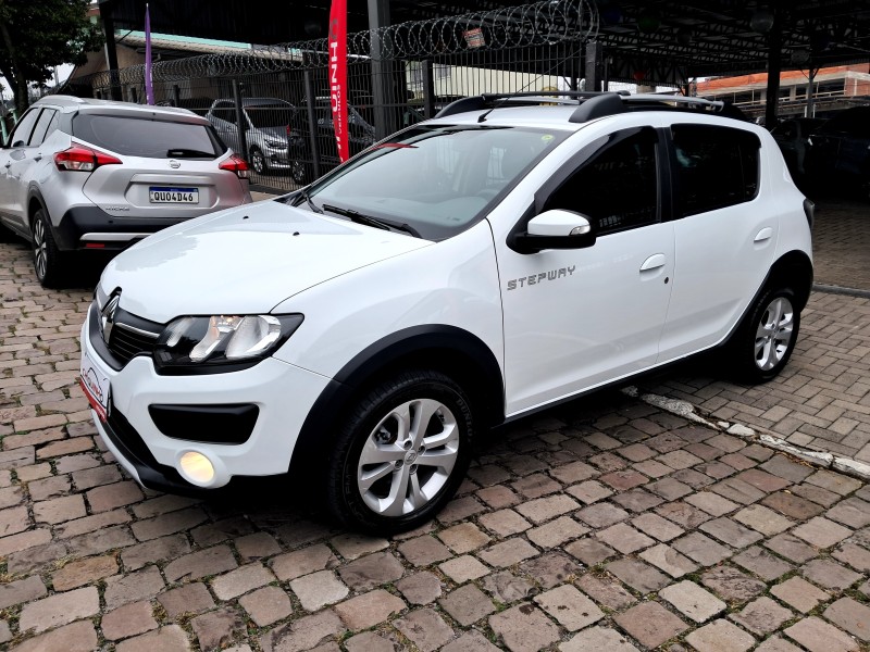 sandero 1.6 stepway easy r 16v flex 4p automatico 2019 caxias do sul