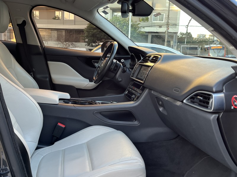 F-PACE 2.0 DIESEL PRESTIGE 180CV 4P AUTOMÁTICO - 2017 - CAXIAS DO SUL