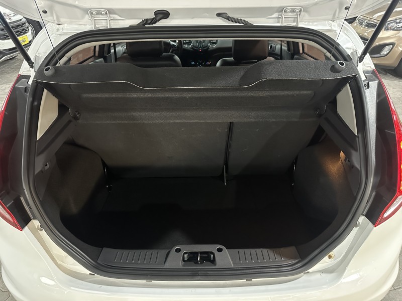 FIESTA 1.6 TITANIUM HATCH 16V FLEX 4P AUTOMÁTICO - 2017 - CAXIAS DO SUL