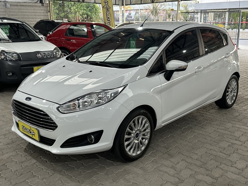 fiesta 1.6 titanium hatch 16v flex 4p automatico 2017 caxias do sul