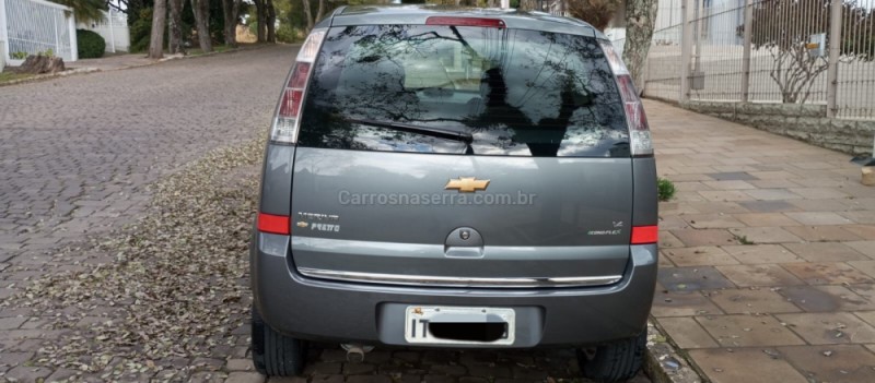 MERIVA 1.4 MPFI MAXX 8V ECONO.FLEX 4P MANUAL - 2012 - NOVA PRATA