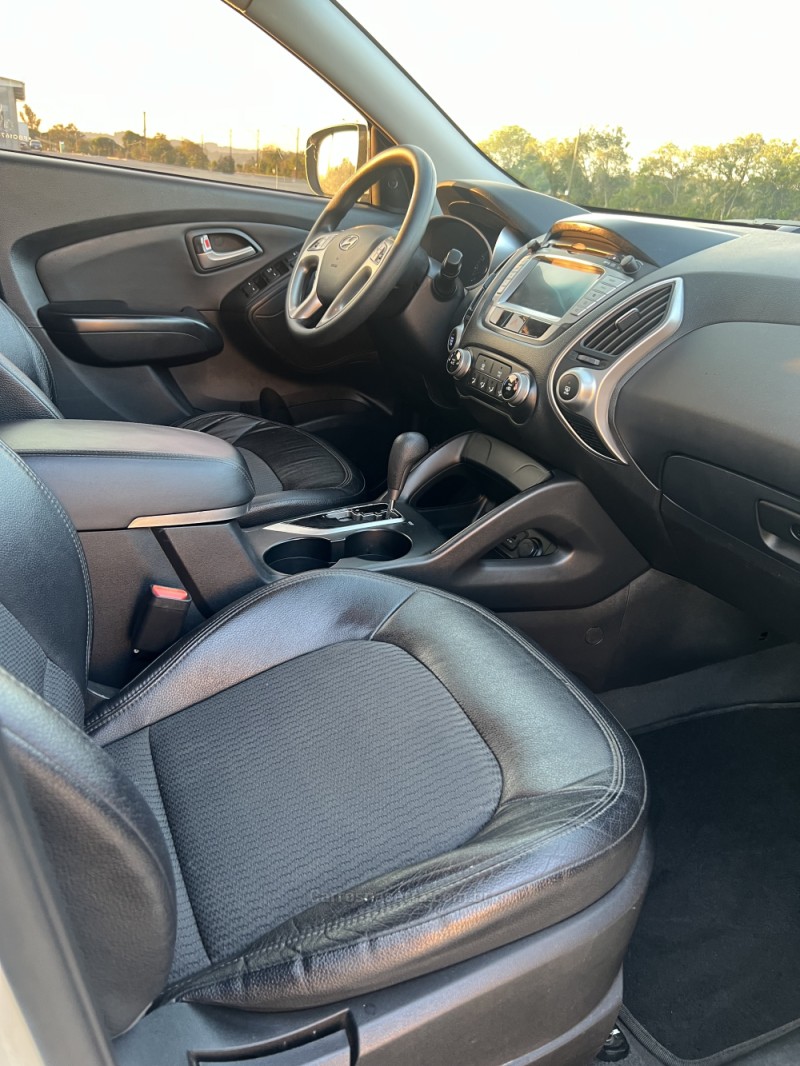 IX35 2.0 MPFI GLS 4X2 16V GASOLINA 4P AUTOMÁTICO - 2015 - ANTôNIO PRADO