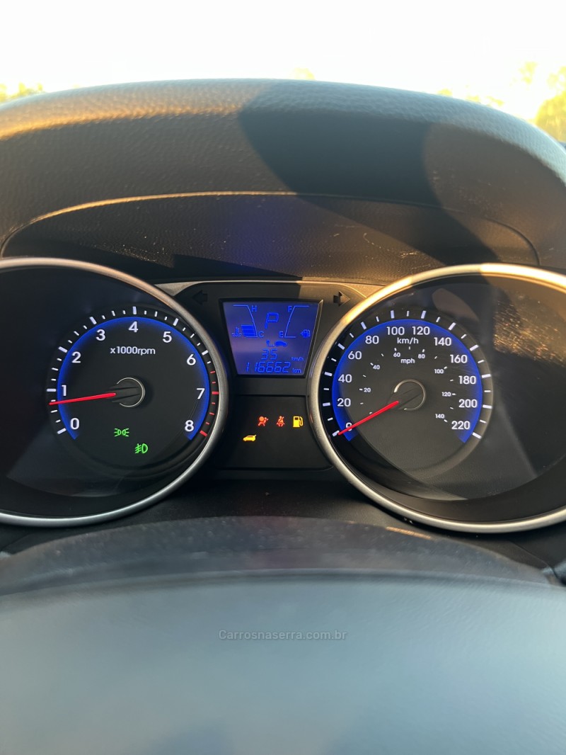 IX35 2.0 MPFI GLS 4X2 16V GASOLINA 4P AUTOMÁTICO - 2015 - ANTôNIO PRADO