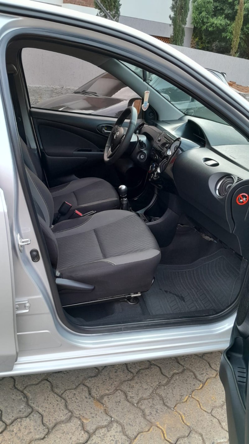 ETIOS 1.5 XS 16V FLEX 4P MANUAL - 2018 - ESTRELA