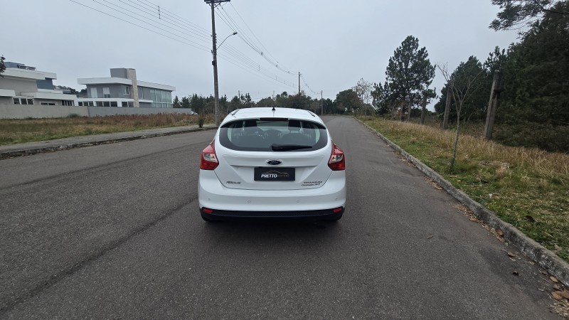 FOCUS 2.0 TITANIUM PLUS 16V FLEX 4P AUTOMÁTICO - 2015 - BENTO GONçALVES