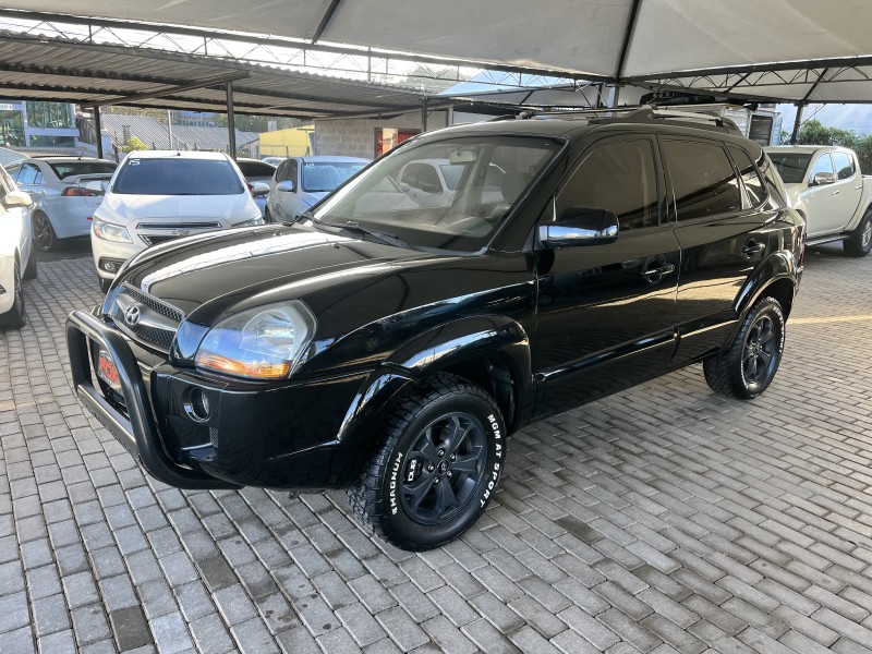 tucson 2.0 mpfi gls 16v 143cv 2wd gasolina 4p automatico 2012 caxias do sul