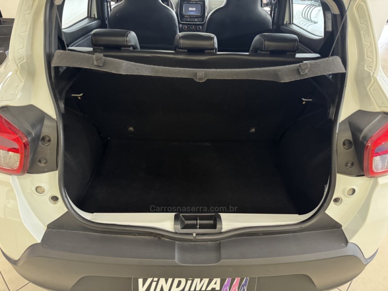 KWID 1.0 12V SCE FLEX INTENSE MANUAL - 2019 - FLORES DA CUNHA