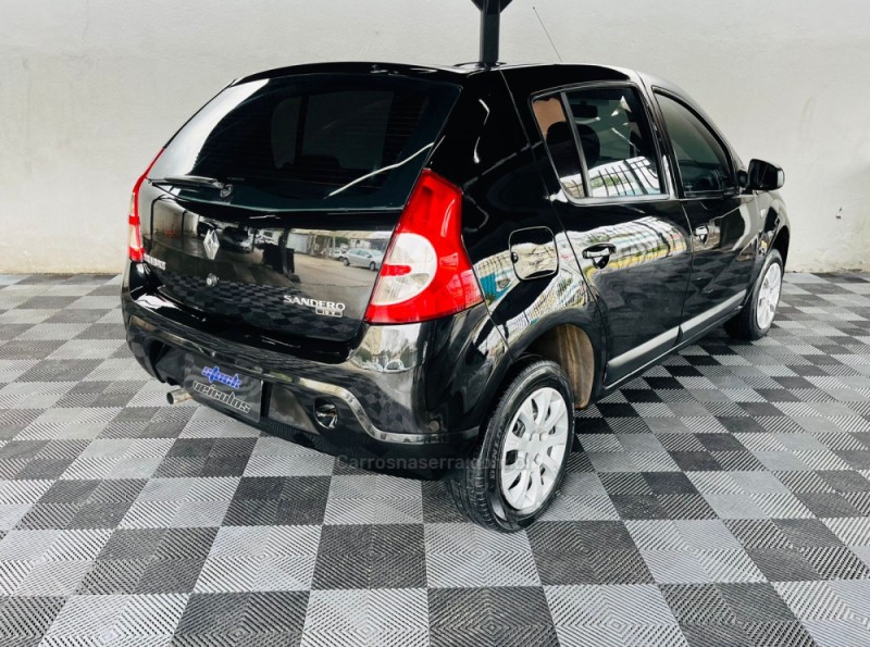 SANDERO 1.0 EXPRESSION 12V FLEX 4P MANUAL - 2011 - NOVO HAMBURGO