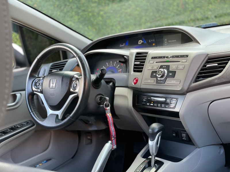 CIVIC 1.8 LXL 16V FLEX 4P AUTOMÁTICO - 2013 - FARROUPILHA