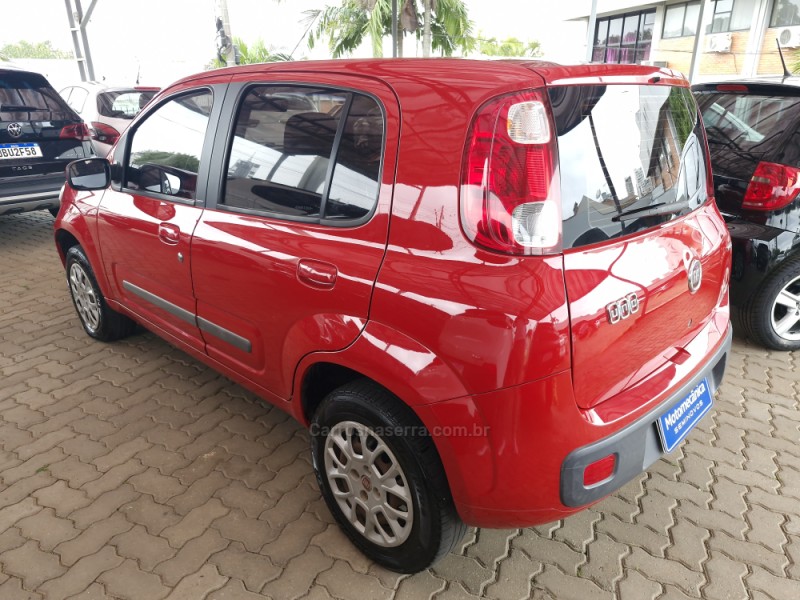 UNO 1.0 VIVACE 8V FLEX 4P MANUAL - 2013 - LAJEADO