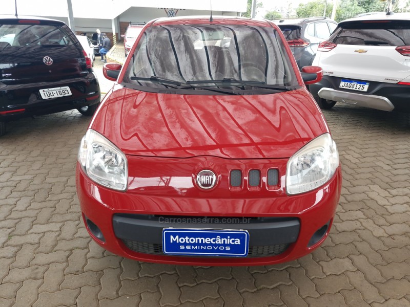 UNO 1.0 VIVACE 8V FLEX 4P MANUAL - 2013 - LAJEADO