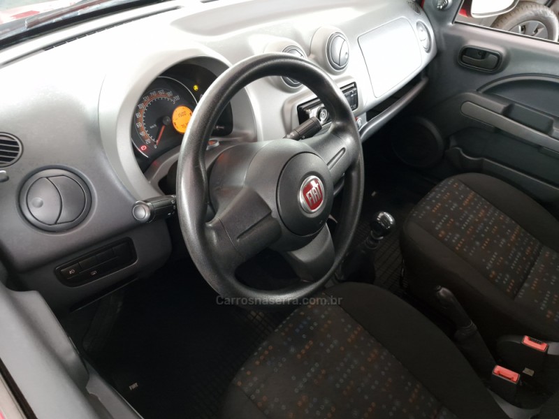 UNO 1.0 VIVACE 8V FLEX 4P MANUAL - 2013 - LAJEADO