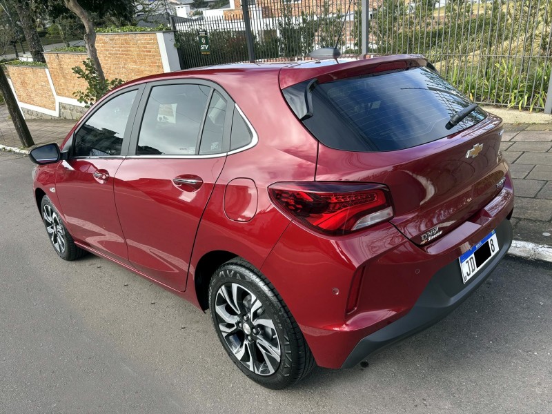 ONIX 1.0 PREMIER II 12V TURBO FLEX 4P AUTOMÁTICO - 2025 - FARROUPILHA