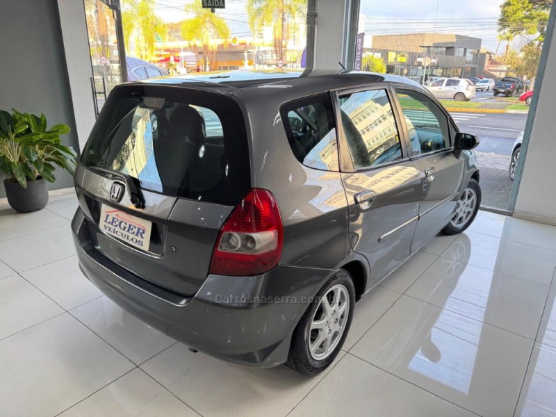 FIT 1.5 EX 16V GASOLINA 4P MANUAL - 2008 - SãO LEOPOLDO