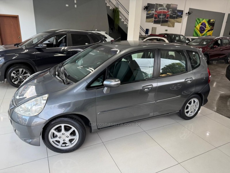 FIT 1.5 EX 16V GASOLINA 4P MANUAL - 2008 - SãO LEOPOLDO