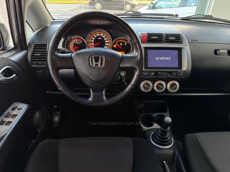 FIT 1.5 EX 16V GASOLINA 4P MANUAL - 2008 - SãO LEOPOLDO