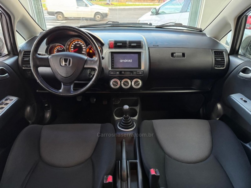 FIT 1.5 EX 16V GASOLINA 4P MANUAL - 2008 - SãO LEOPOLDO