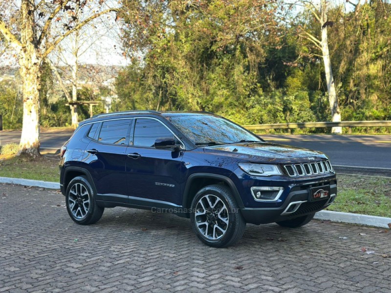 COMPASS 2.0 16V DIESEL LIMITED 4X4 AUTOMÁTICO - 2019 - DOIS IRMãOS