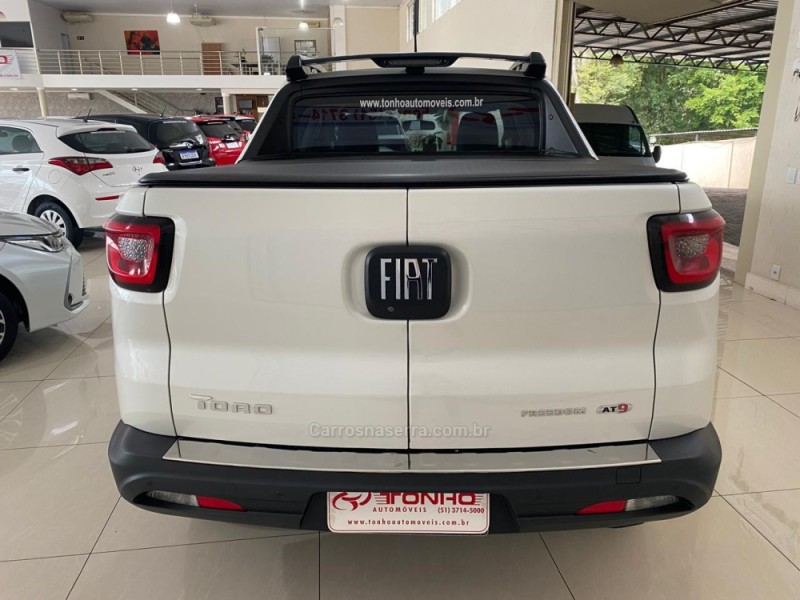 TORO 2.0 16V TURBO DIESEL FREEDOM 4WD AT9 AUTOMÁTICO - 2020 - LAJEADO