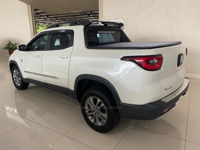 TORO 2.0 16V TURBO DIESEL FREEDOM 4WD AT9 AUTOMÁTICO - 2020 - LAJEADO
