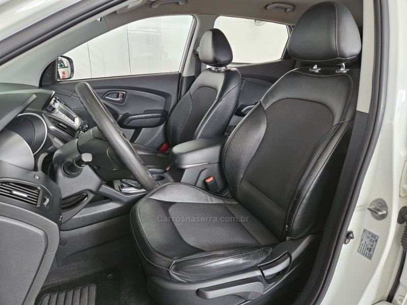 IX35 2.0 MPI 4X2 16V FLEX 4P AUTOMÁTICO - 2017 - TAPEJARA