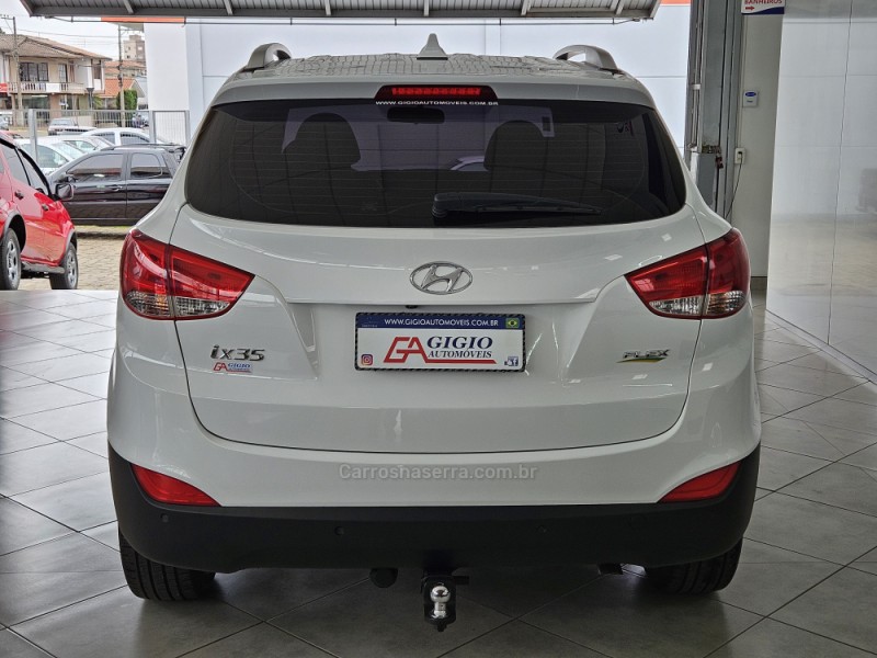 IX35 2.0 MPI 4X2 16V FLEX 4P AUTOMÁTICO - 2017 - TAPEJARA